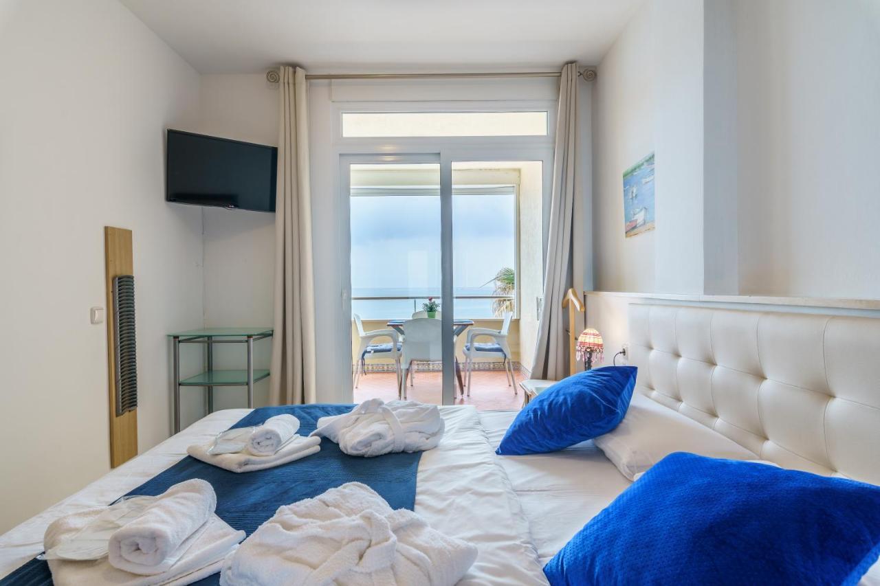 Fantastic Views , On The Beach Best Location In Τορρεμολίνος Εξωτερικό φωτογραφία
