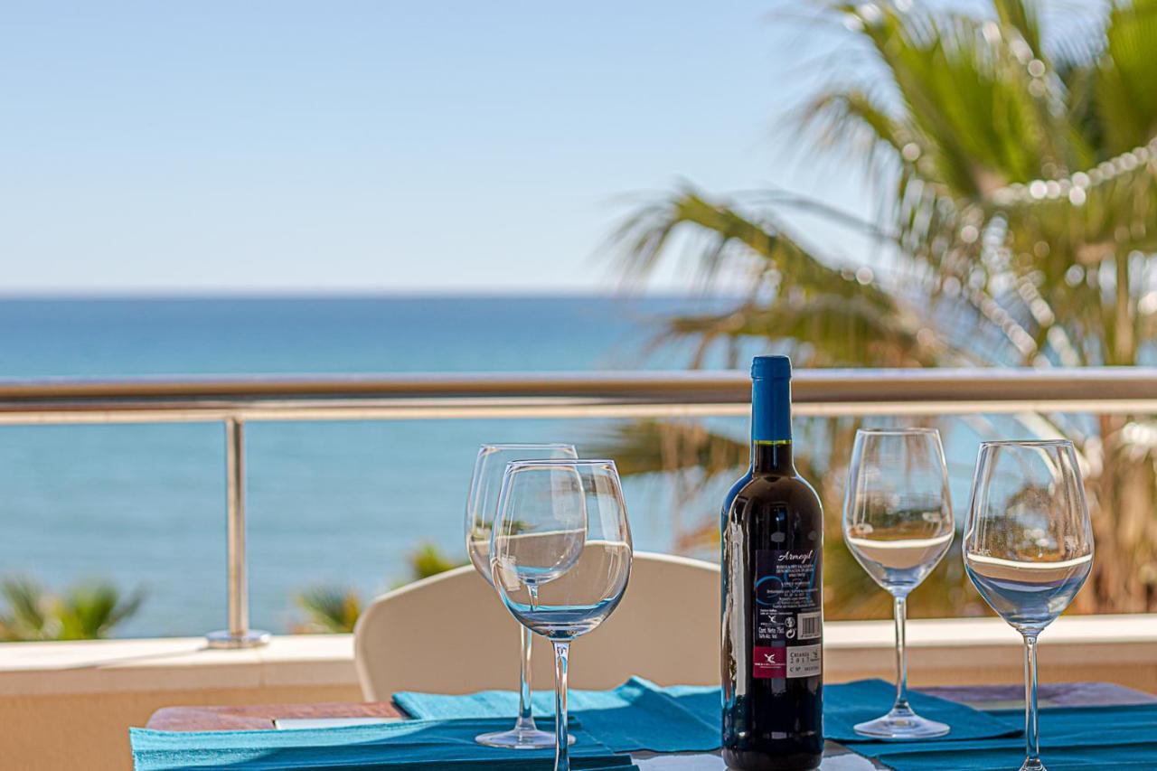 Fantastic Views , On The Beach Best Location In Τορρεμολίνος Εξωτερικό φωτογραφία